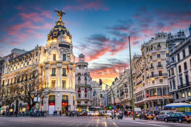 Piso En Pleno Centro De Madrid Apartment Exterior photo